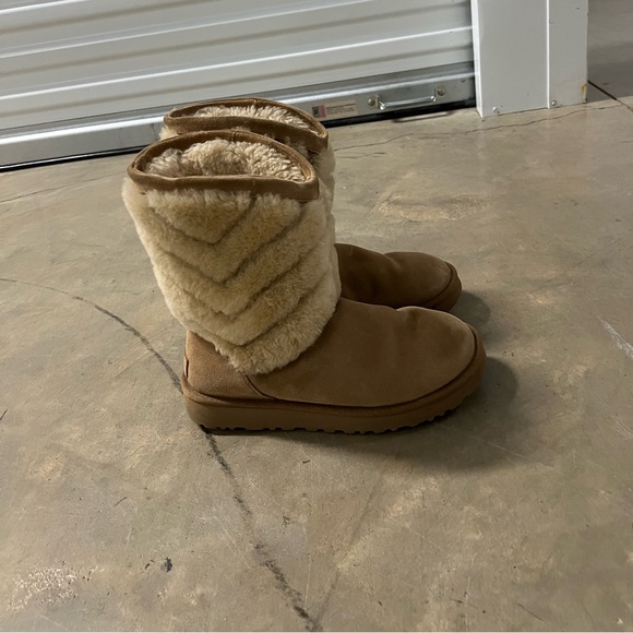 UGG shearling mid calf boot